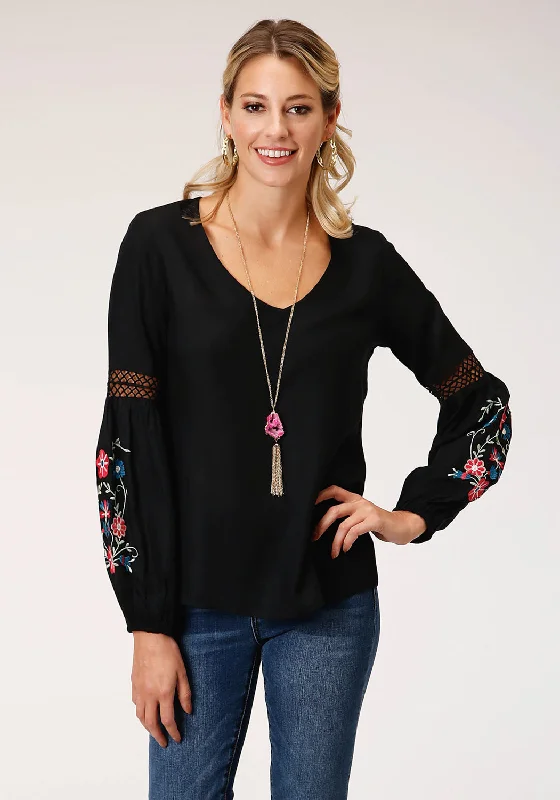 Roper Womens Floral Challis Black 100% Rayon L/S Blouse